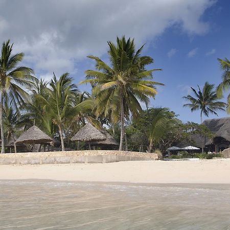 Отель Driftwood Beach Club Малинди Экстерьер фото